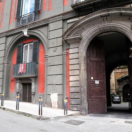 B&B Palazzo Solimena Napoli Bagian luar foto