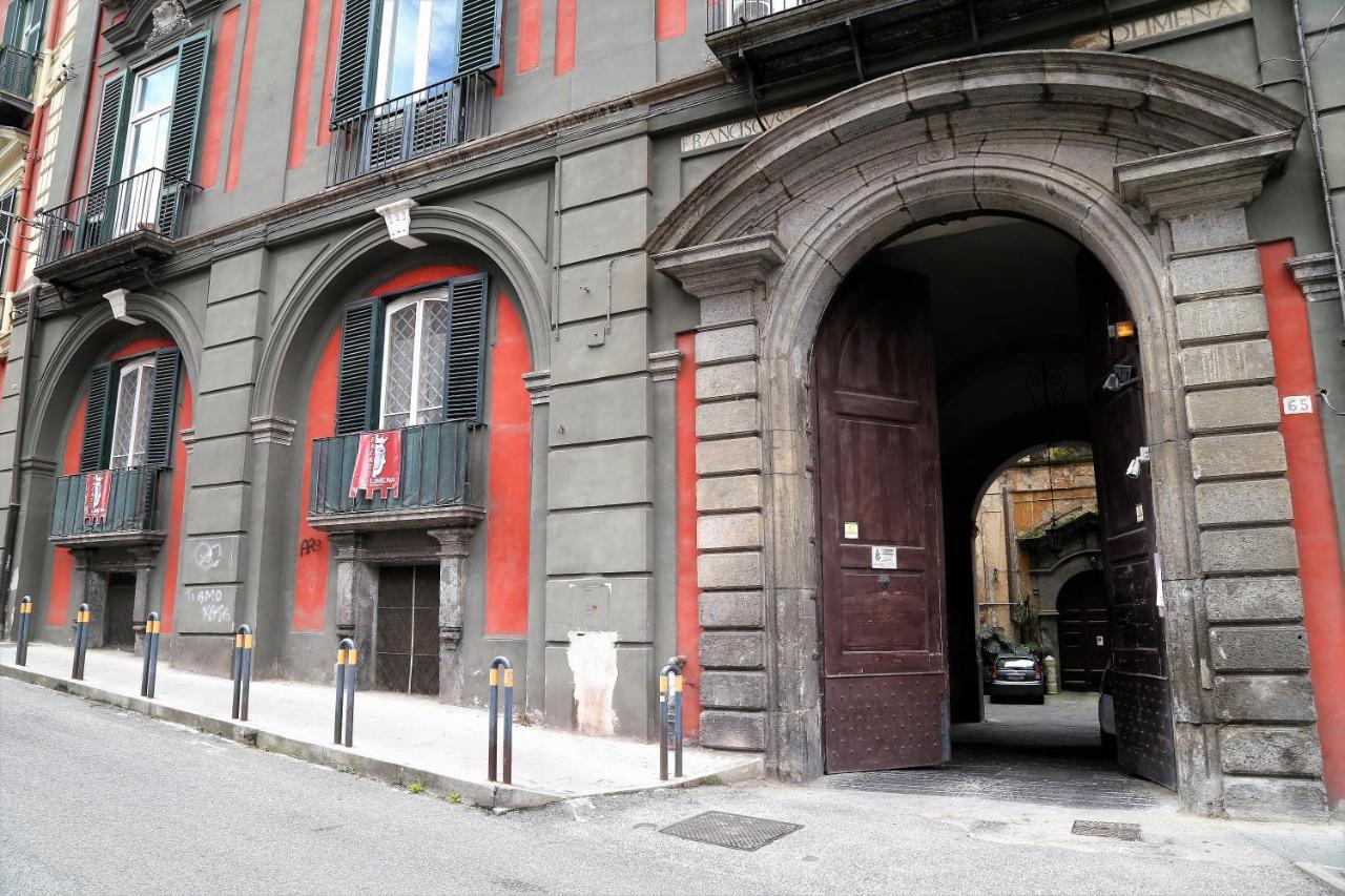 B&B Palazzo Solimena Napoli Bagian luar foto