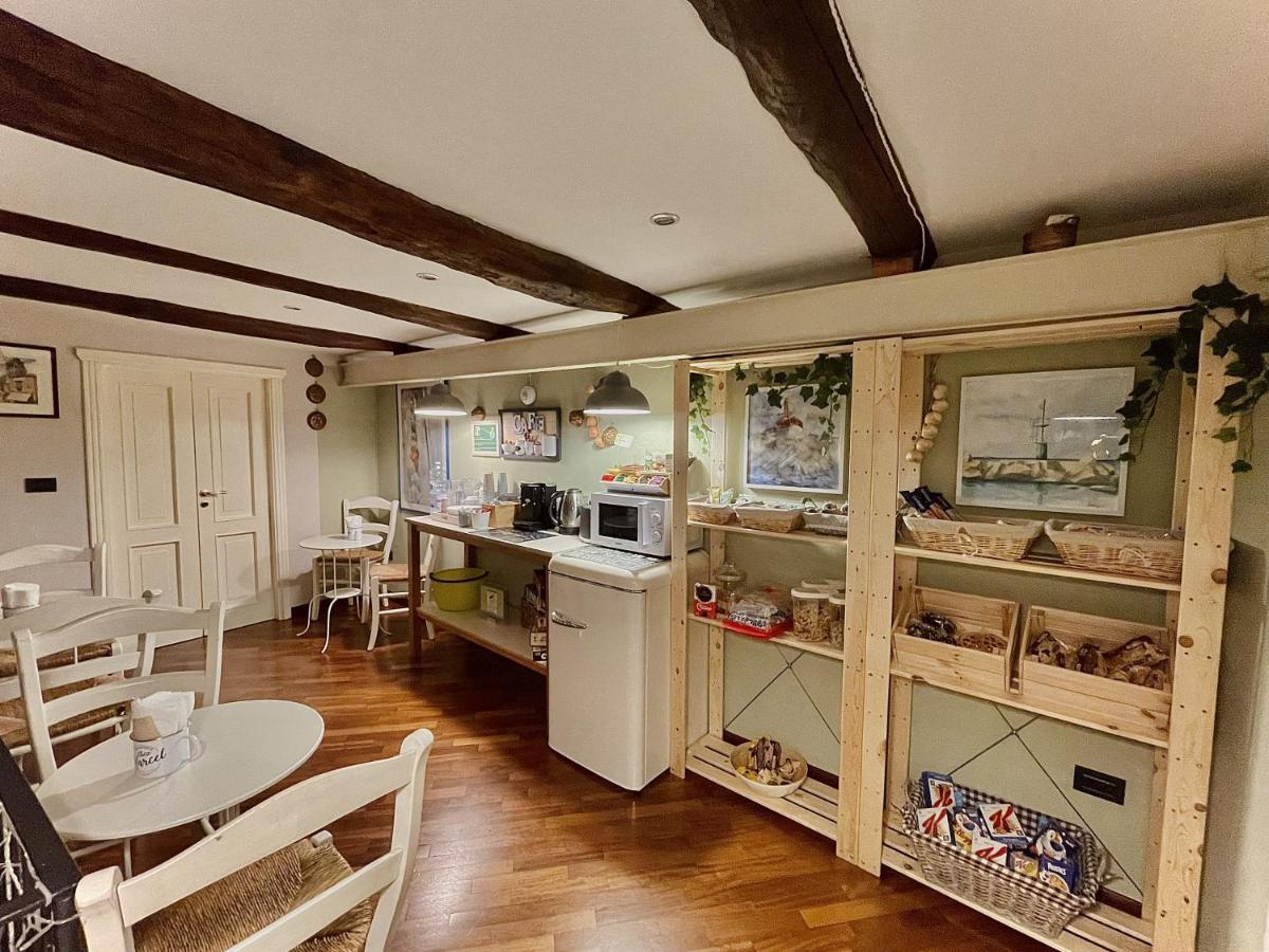 B&B Palazzo Solimena Napoli Bagian luar foto