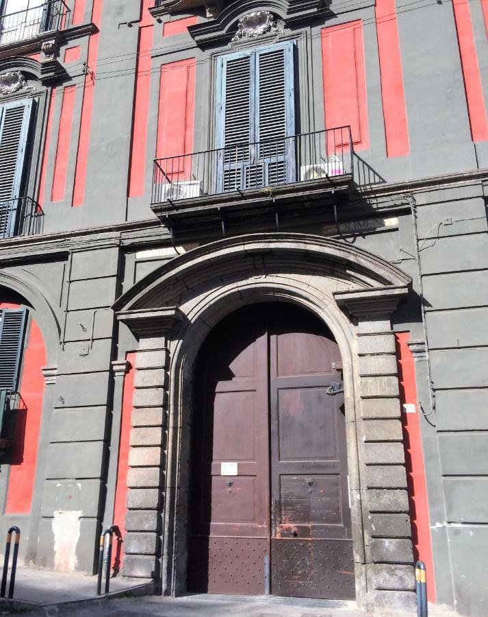 B&B Palazzo Solimena Napoli Bagian luar foto