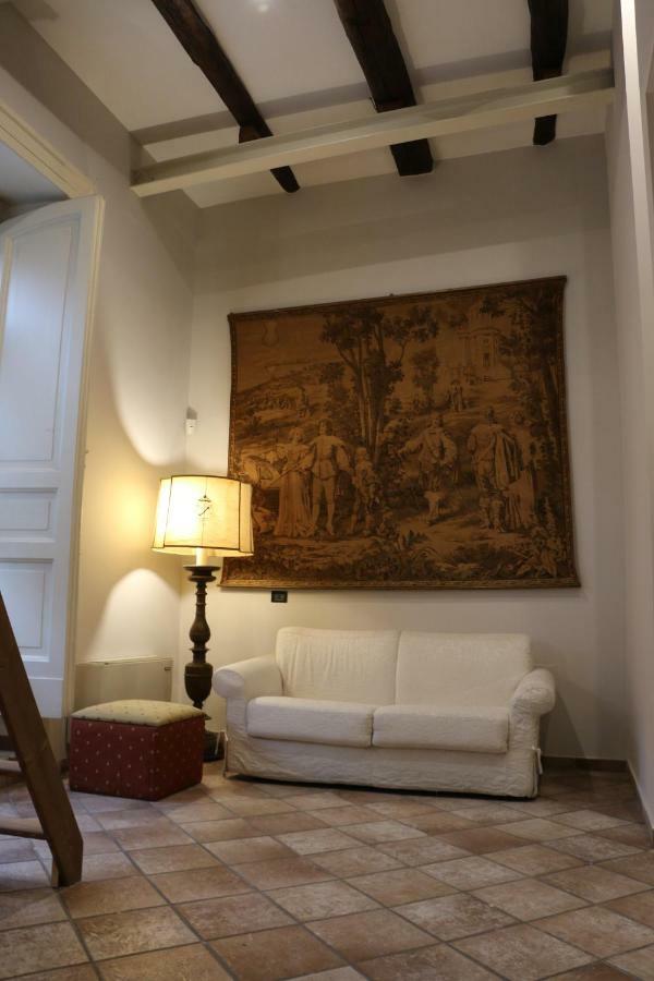 B&B Palazzo Solimena Napoli Bagian luar foto