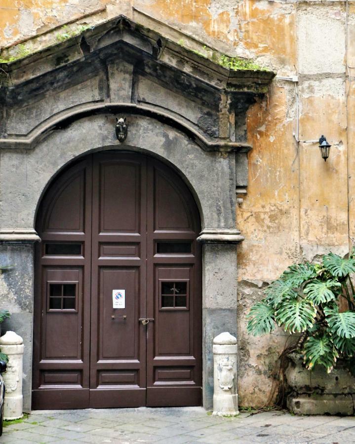 B&B Palazzo Solimena Napoli Bagian luar foto