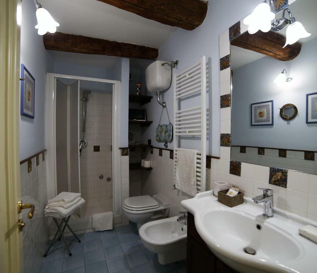 B&B Palazzo Solimena Napoli Bagian luar foto