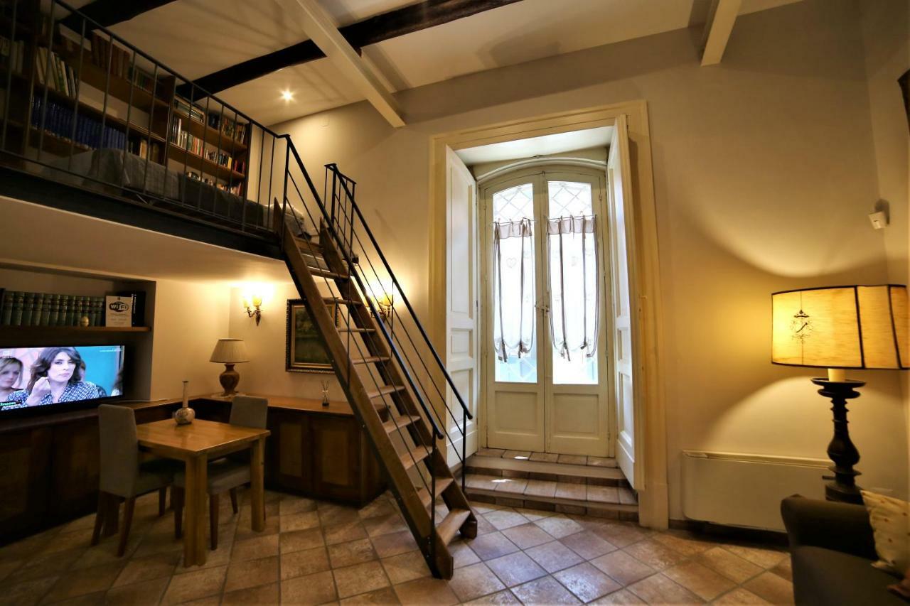 B&B Palazzo Solimena Napoli Bagian luar foto